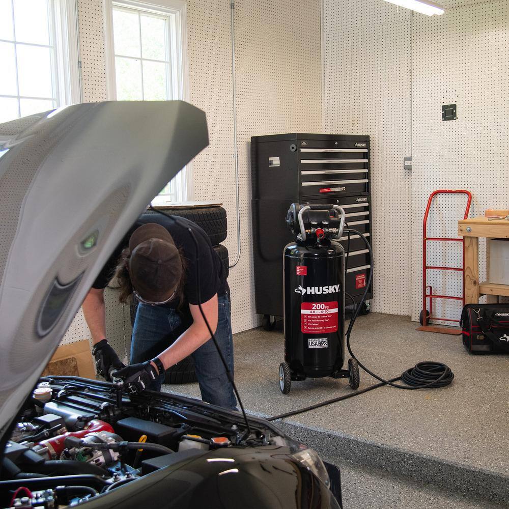 2025 Husky 20 Gal. 200 PSI Oil Free Portable Vertical Electric Air Compressor C202H