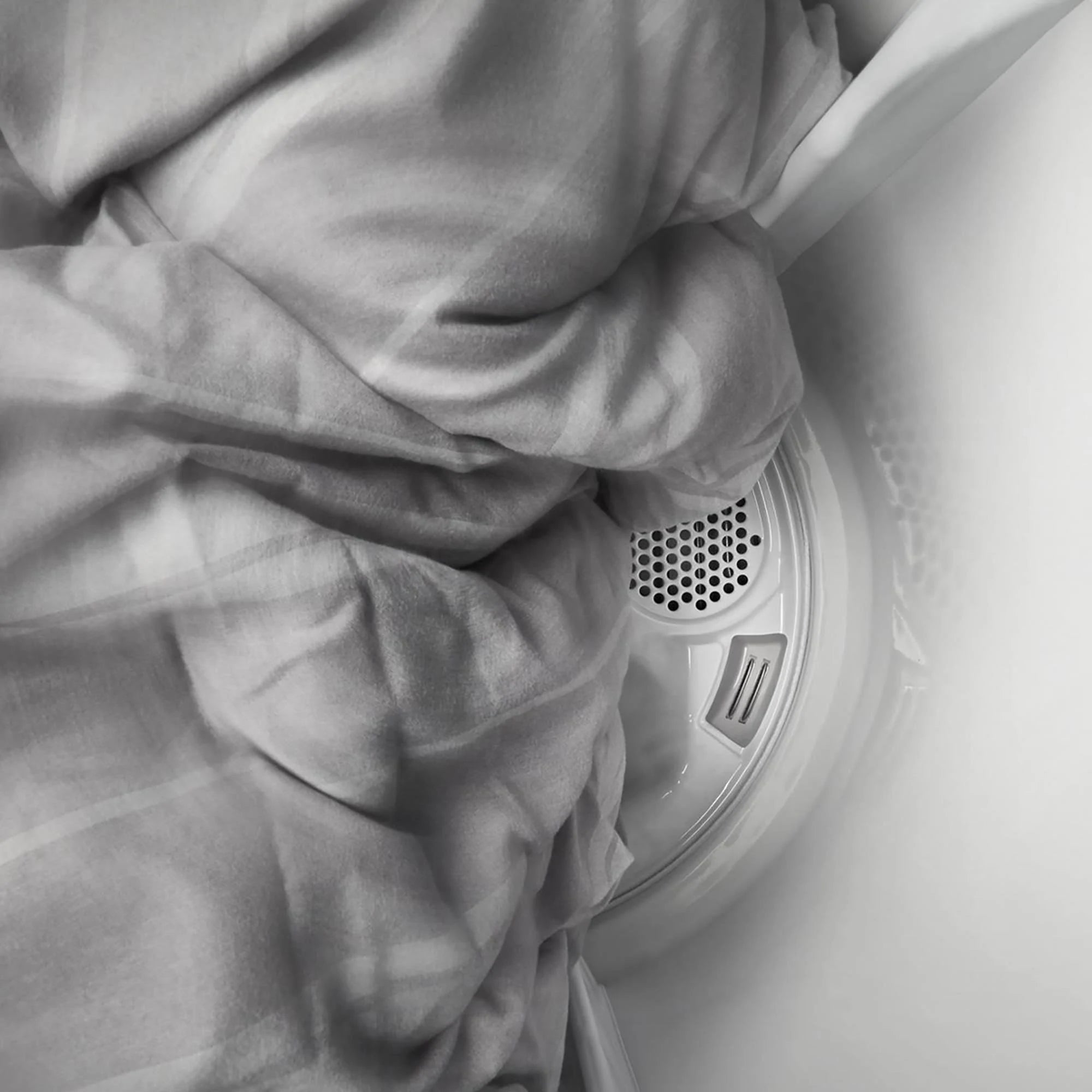 2025 Maytag - 7.0 Cu. ft. Electric Dryer with Wrinkle Prevent - White