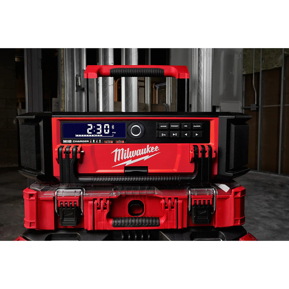 2025 Milwaukee 2950-20 M18 18V PACKOUT Radio Charger - Bare Tool