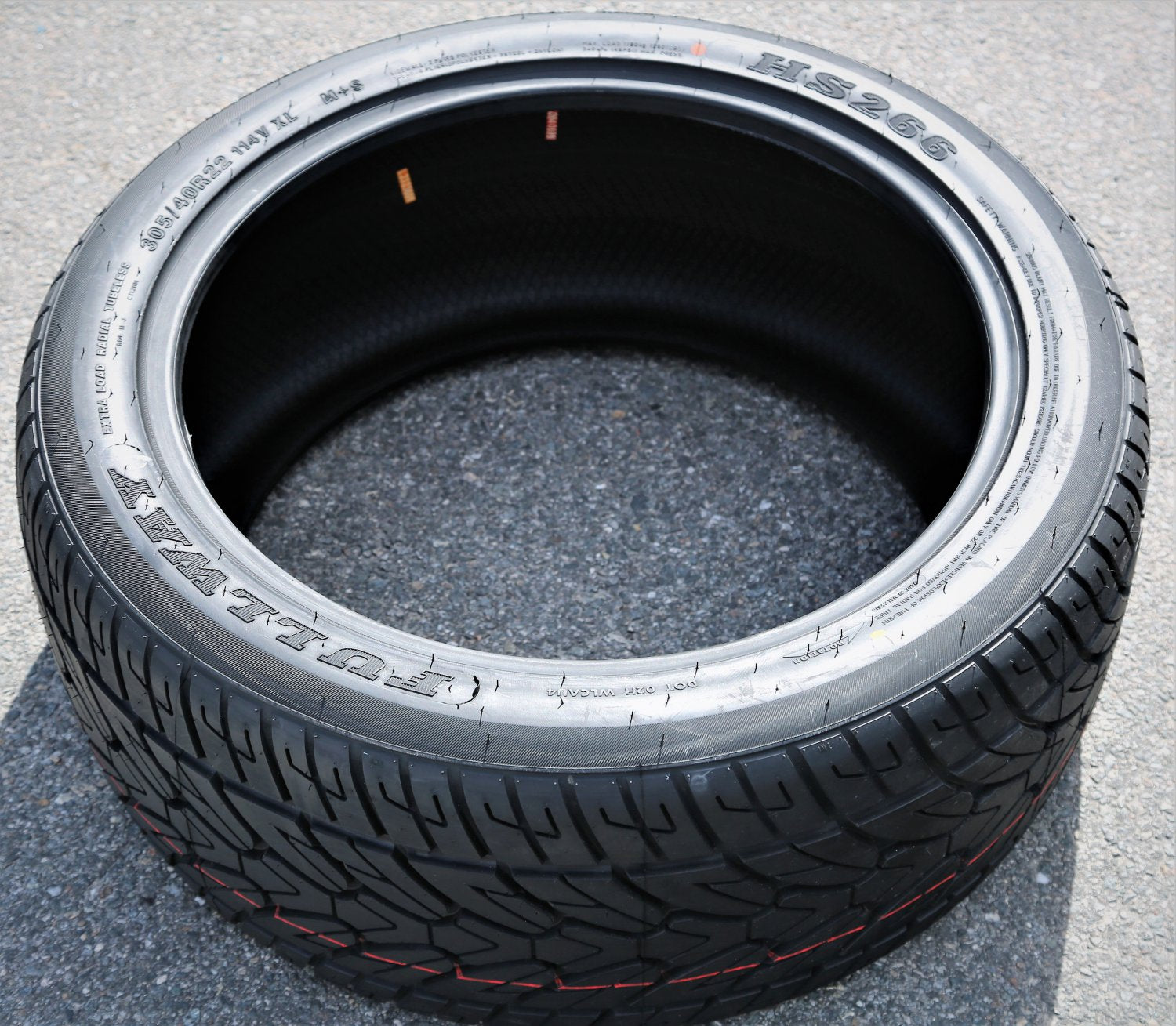 2025 Tire Fullway HS266 305/40R22 114V XL A/S Performance