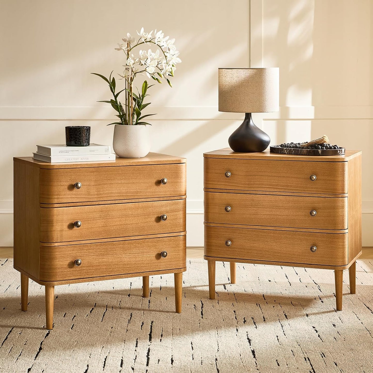 Modern Nightstand Set of 2 with Charging Station – 3-Drawer Wood Bedside Tables with Solid Wood Legs & Adjustable Feet, Curved Design, Oak Finish