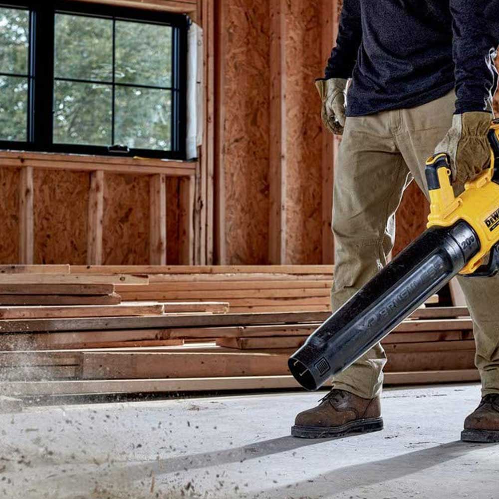 2025 DeWALT DCBL722B 20V MAX XR Brushless Ergonomic Handheld Blower - Bare Tool