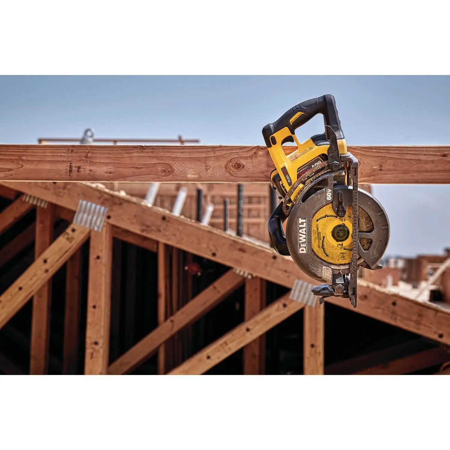 2025 DEWALT DCS577X1 FLEXVOLT® 60V MAX* 7-1/4 IN. CORDLESS WORM DRIVE STYLE SAW (9.0A